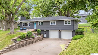 3612 S 105th Ave, Omaha, NE 68124