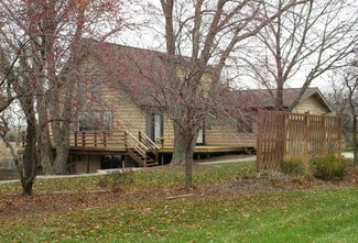 7332 Waverly Rd, Cedar Falls, IA 50613