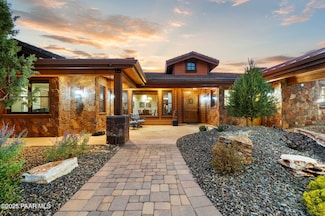 14235 N Three Sisters Dr, Prescott, AZ 86305