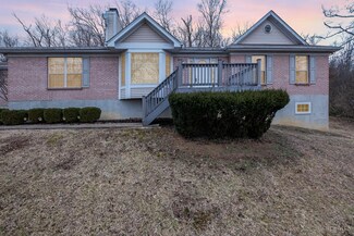 5580 Hill & Dale Dr, Columbia Township, OH 45213