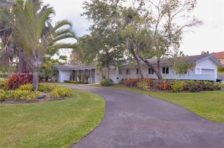 7701 SW 129th St, Miami, FL 33156