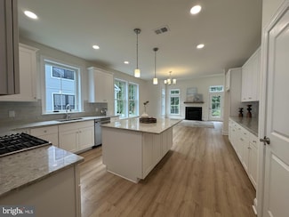 48 Kay Chiarello Way, Trenton, NJ 08690