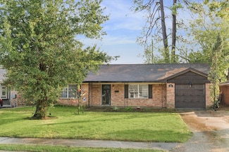 4913 Nina Lee Ln, Houston, TX 77092