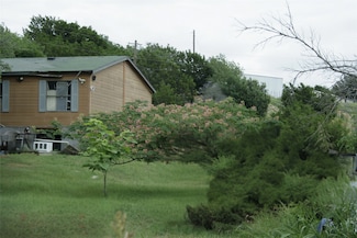 652 Woodhaven Dr, Springtown, TX 76082