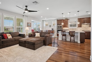 801 Cormorant Dr, McKinney, TX 75071