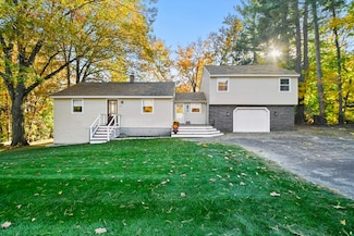 241 W Main St, Millbury, MA 01527