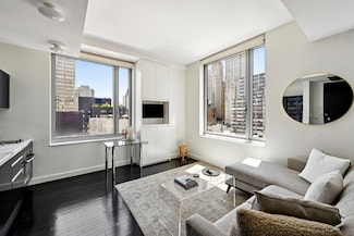 85 W Broadway Unit 14E, New York, NY 10007