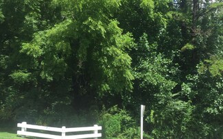2 & 3 Chatuge Village Dr, Hayesville, NC 28904