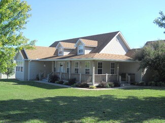 723 Kaitlin Dr, Mountain View, MO 65548