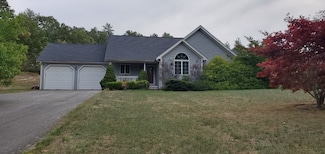 205 Reed Rd, Westport, MA 02790