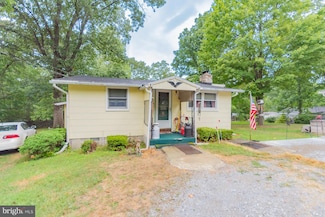 1227 Rolling Ln, Harpers Ferry, WV 25425