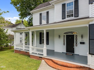 112 Rectory St, Oxford, NC 27565