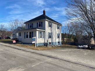 26 Hemlock St, Sabattus, ME 04280