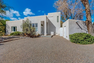 3225 Monterey Ave SE, Albuquerque, NM 87106