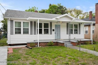 6560 Sapphire Dr, Jacksonville, FL 32208