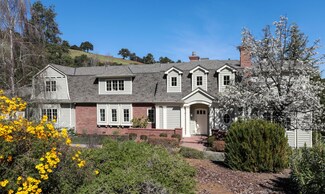 28000 Laura Ct, Los Altos, CA 94022