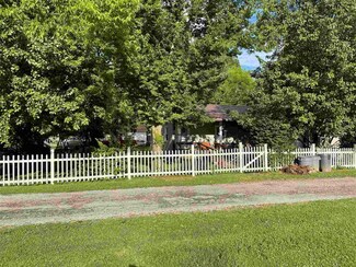 641 N Church St, Cave-In-rock, IL 62919