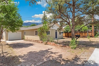 121 Via San Miguel, Manitou Springs, CO 80829