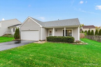 916 Hartwood Dr, Streamwood, IL 60107