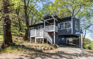 19 Juniper Dr, Napa, CA 94558