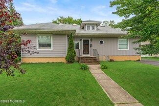 76 Dayton Ave, Toms River, NJ 08753