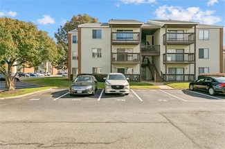 88 Cape Dorey Dr Unit 3A, Hampton, VA 23666