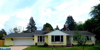 835 4th St S, Virginia, MN 55792