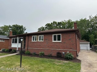 23530 Gardner St, Oak Park, MI 48237