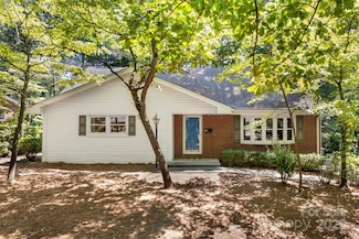 1212 Monroe Dr, Gastonia, NC 28054