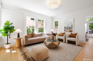 142 Diamond St, San Francisco, CA 94114