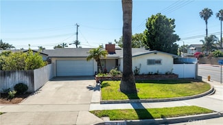 7901 Rhine Dr, Huntington Beach, CA 92647