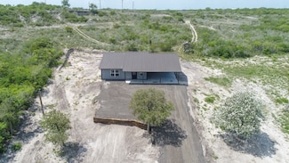 350 Carmel Dr, Sandia, TX 78383