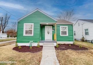 922 S 41st St, Louisville, KY 40211