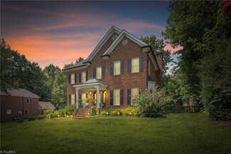 8020 Whitmore Cove Ln, Clemmons, NC 27012