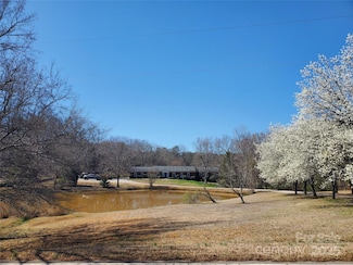 10843 Caroline Acres Rd, Fort Mill, SC 29707