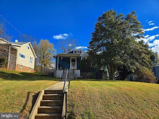 209 S Rock Glen Rd, Baltimore, MD 21229