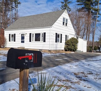 11 Richardson Dr, Dover, NH 03820