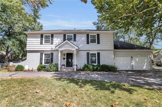 9917 Glenwood St, Overland Park, KS 66212