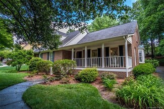 4700 Meadowridge Dr, Charlotte, NC 28226