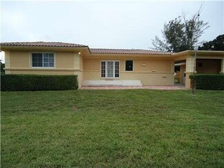 6100 Banyan Terrace, Plantation, FL 33317