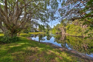 124 Pinehurst Dr, Bradenton, FL 34210