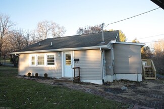 344 Northwood Dr, Pulaski, VA 24301