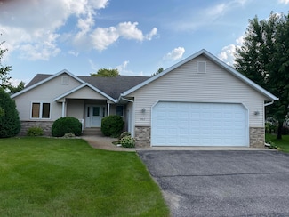 562 Pleasant View Dr NW, Alexandria, MN 56308