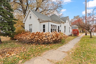 51 E Bradley Ave, Champaign, IL 61820