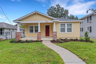 205 Ariana St, Lakeland, FL 33803