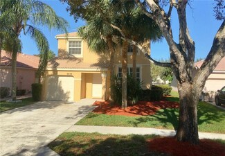 6939 Dawntree Ct, Lake Worth, FL 33467