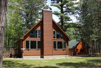 615 Wendy Ln, Grayling, MI 49738