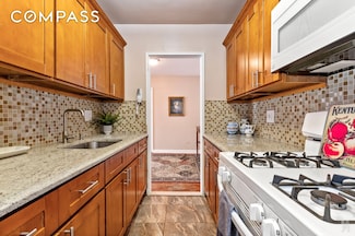 33-46 92nd St Unit 5X, Jackson Heights, NY 11372
