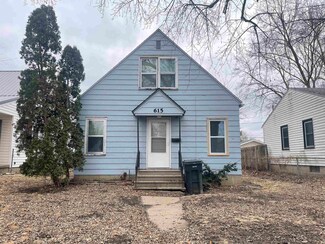 615 Kirkwood Ave, Waterloo, IA 50701