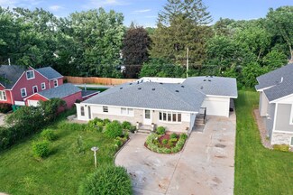 4757 2 1 2 St NE, Fridley, MN 55421